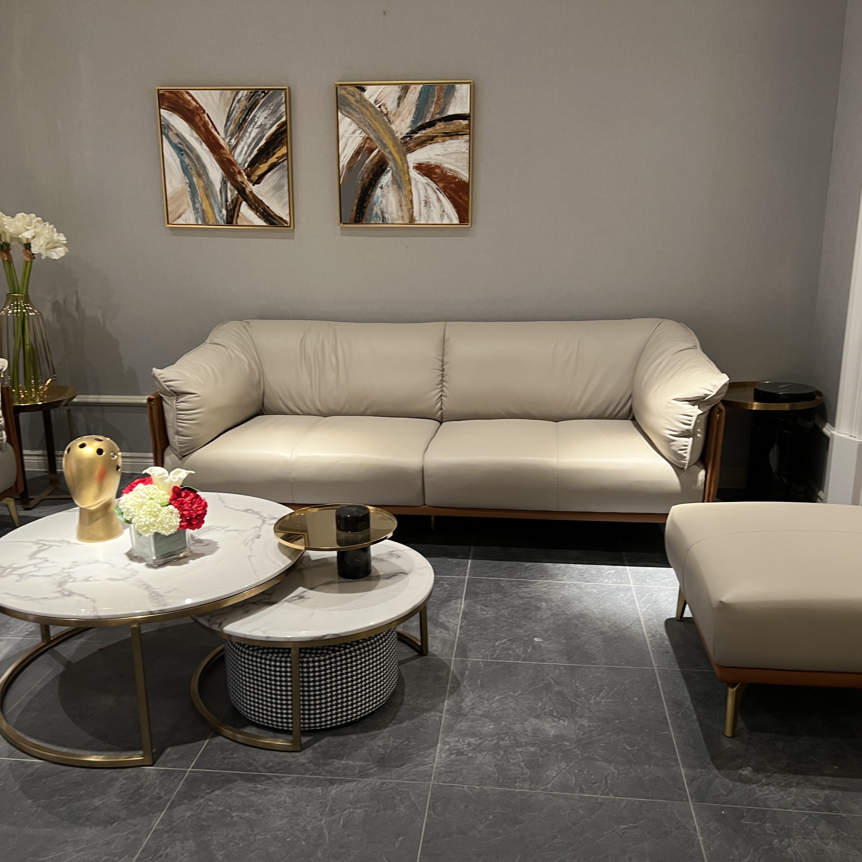 Modern 3-Seater Soft Leather Sofa Comfortable Modular Convertible Cushion Upholstery for Hotel Living Room Leisure Villa Sponge Detail Pic 3